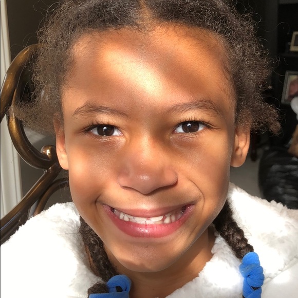 Meet your Posher, Rebecca - Picture 1 of 1